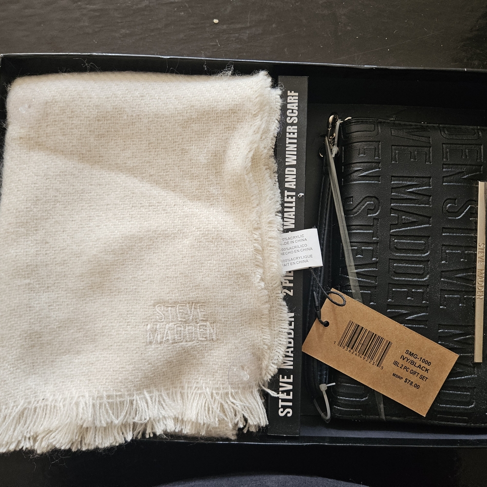 Steve Madden Cream Scarf and Black Wallet Set